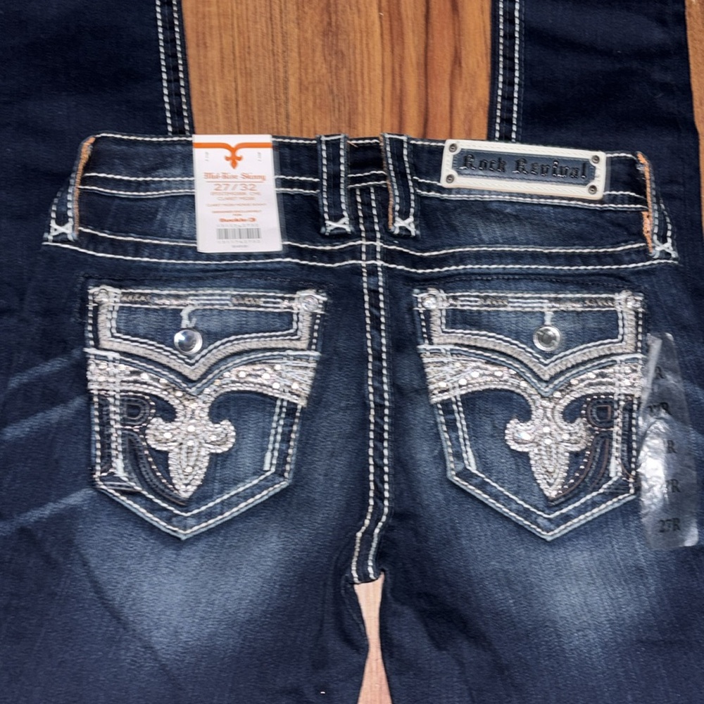 Rock Revival NWT FIRM. One day only! - Picture 2 of 4
